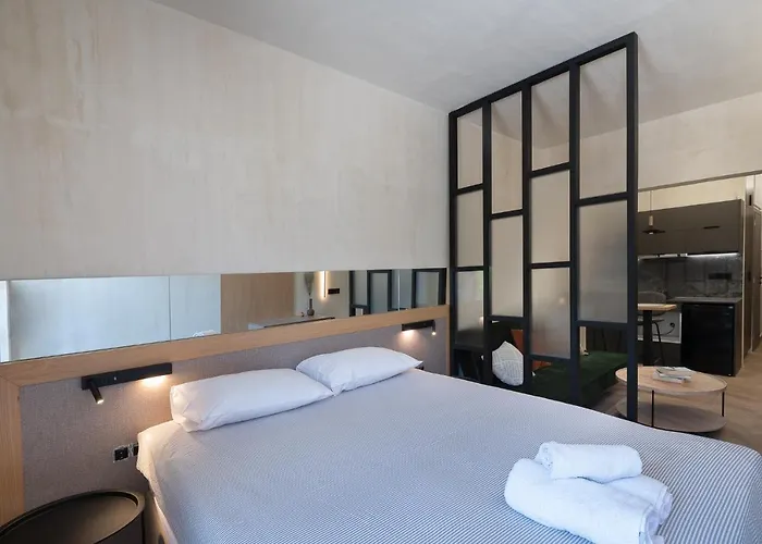 Leo Апартаменты Каламата