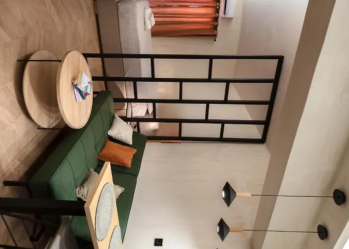 Leo * Каламата