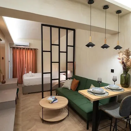 Leo Apartment